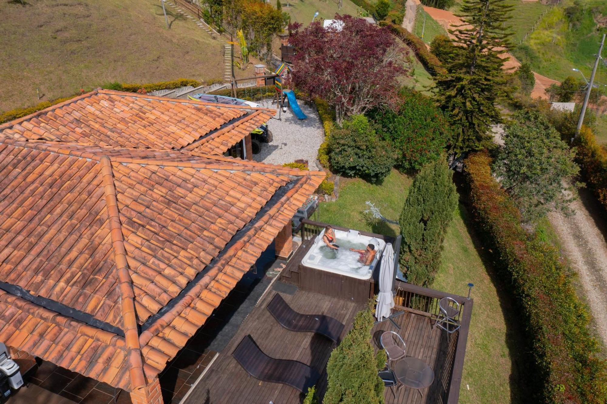 Вилла Casa Campestre Montecarlo Guatape- Desayuno A Pareja Экстерьер фото