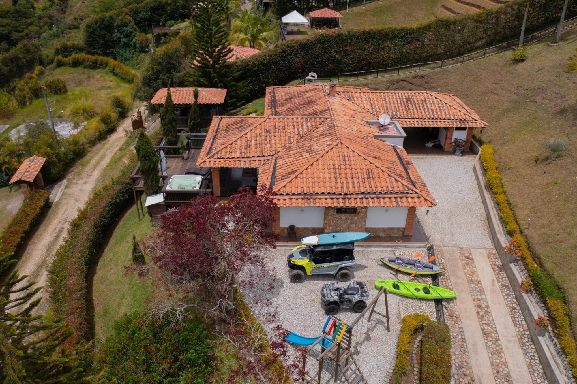 Вилла Casa Campestre Montecarlo Guatape- Desayuno A Pareja Экстерьер фото