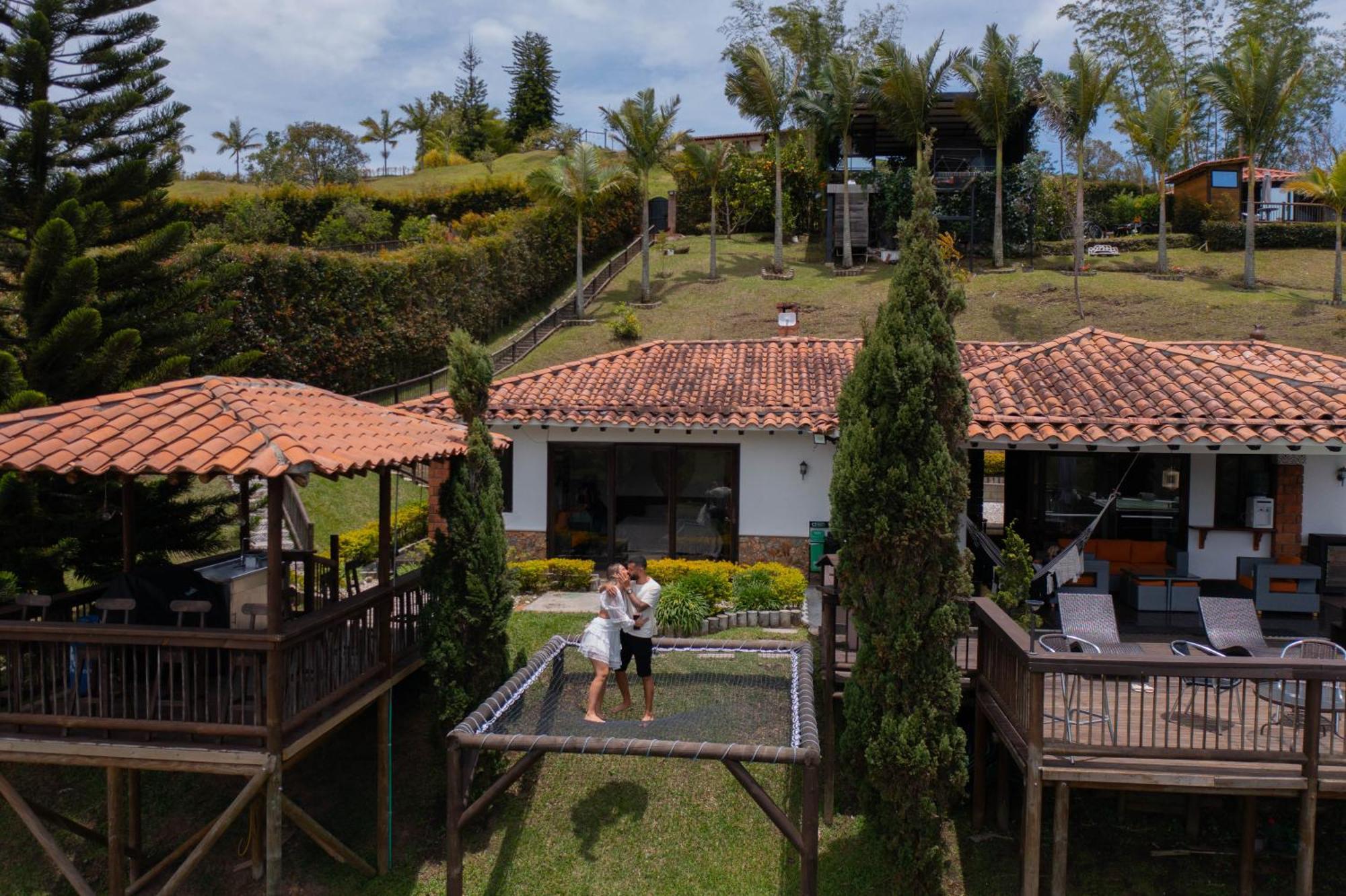 Вилла Casa Campestre Montecarlo Guatape- Desayuno A Pareja Экстерьер фото