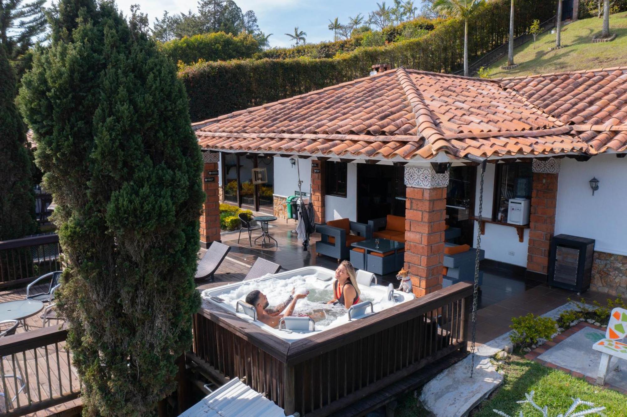 Вилла Casa Campestre Montecarlo Guatape- Desayuno A Pareja Экстерьер фото