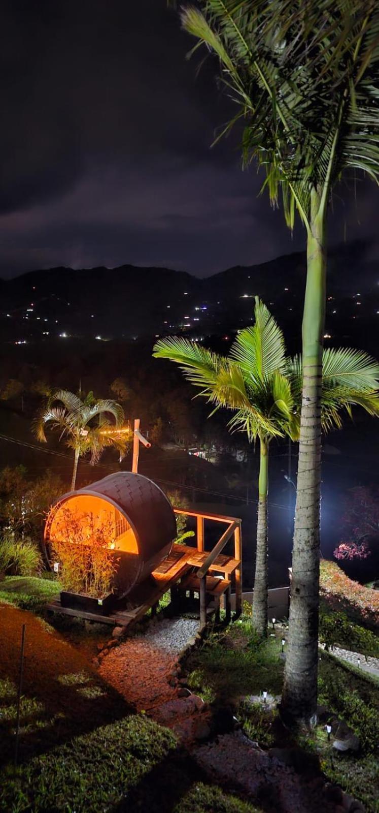 Вилла Casa Campestre Montecarlo Guatape- Desayuno A Pareja Экстерьер фото